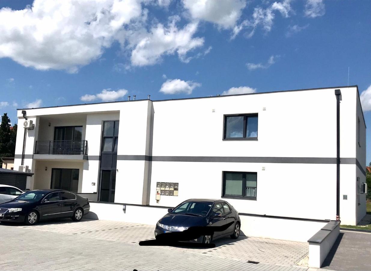 Apartman 001 Bük Buitenkant foto